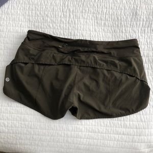 green 2.5” speed up shorts !